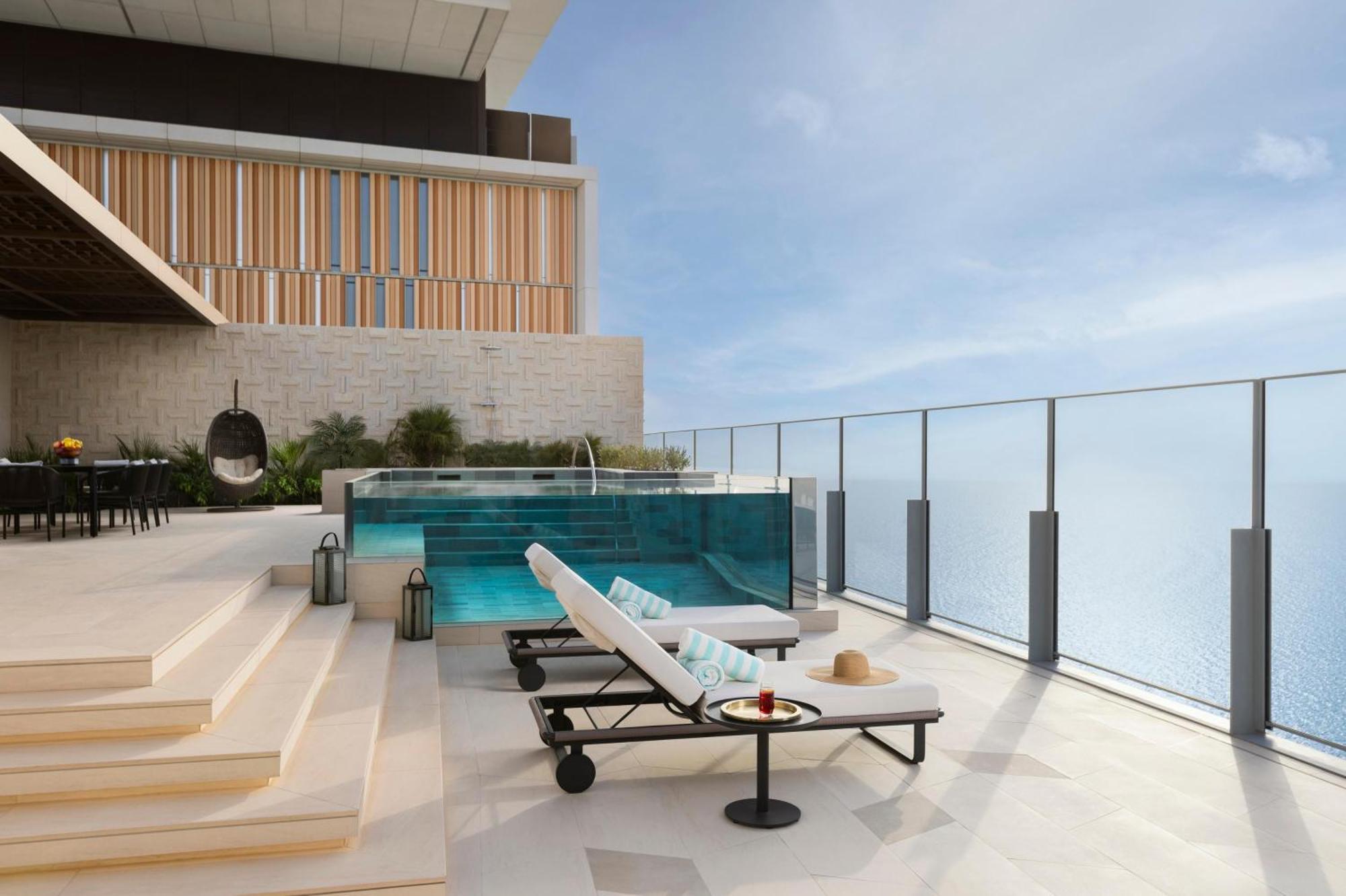 Hotel Atlantis The Royal Dubái Exterior foto The rooftop pool at the hotel