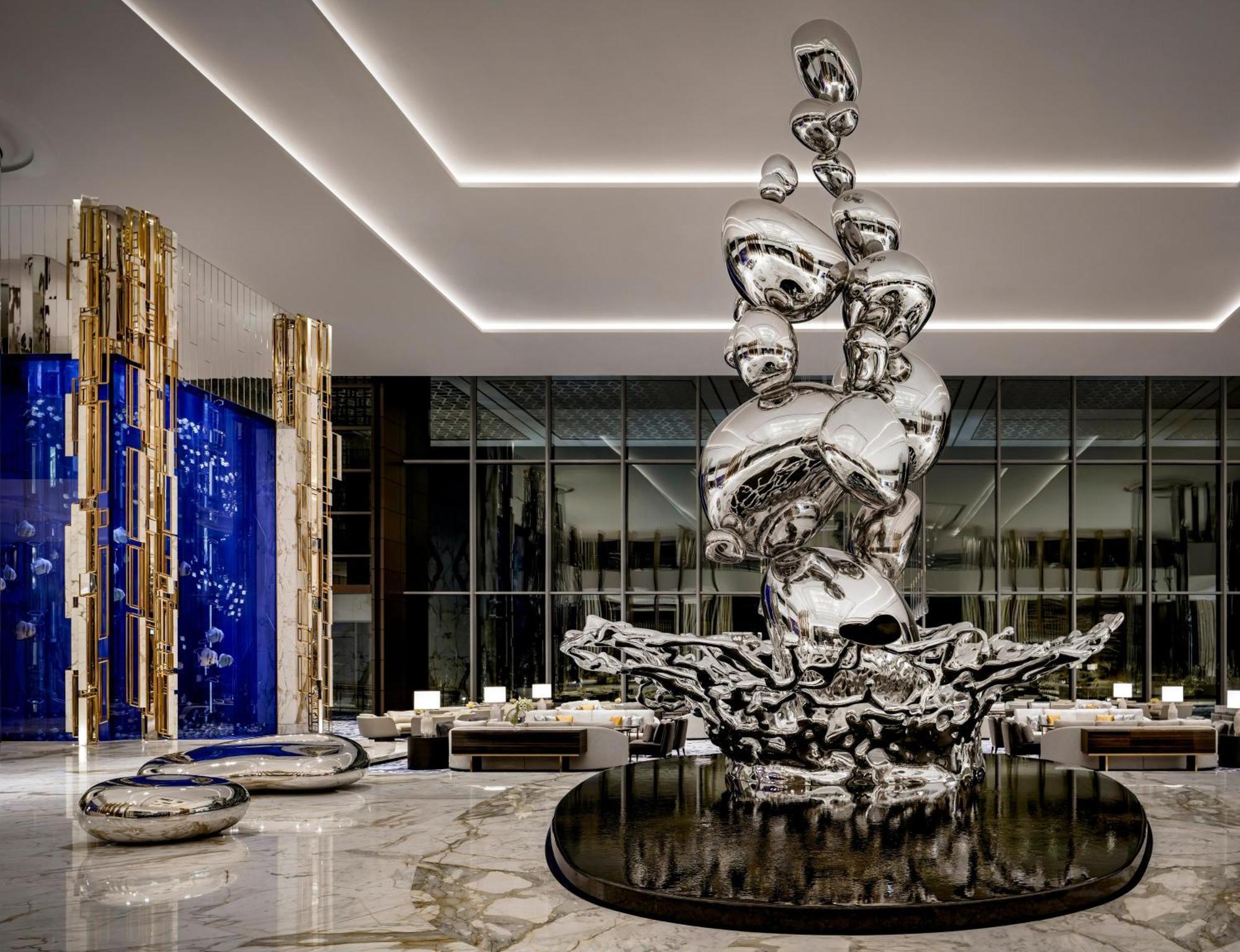 Hotel Atlantis The Royal Dubái Exterior foto The sculpture in the lobby of the Four Seasons Hotel, London