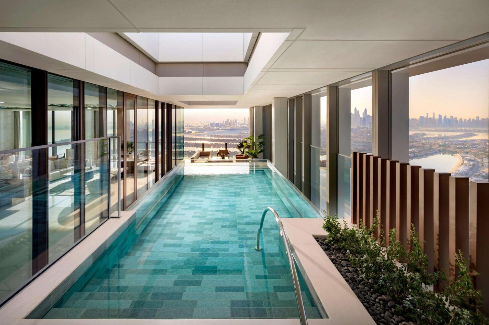 Hotel Atlantis The Royal Dubái Exterior foto The swimming pool at the Ritz-Carlton, Dubai